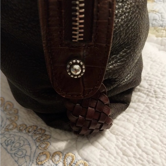 EUC Elegant Brown Leather Handbag no rips or stains. Great size. - Picture 4 of 14